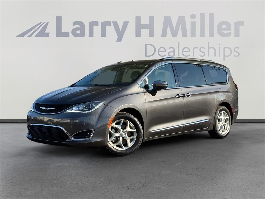 used 2020 Chrysler Pacifica car, priced at $22,500