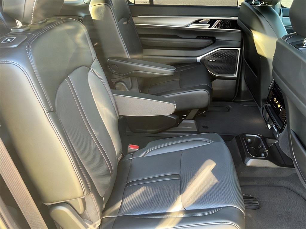 new 2025 Jeep Wagoneer car, priced at $77,387