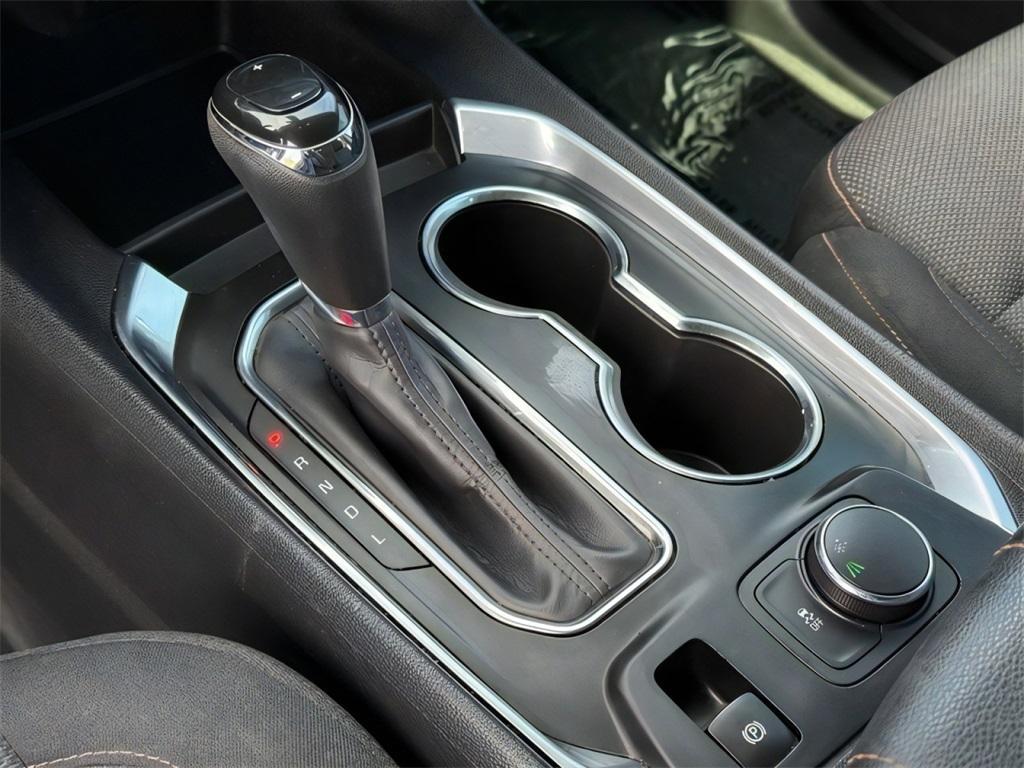 used 2020 Chevrolet Traverse car, priced at $18,500