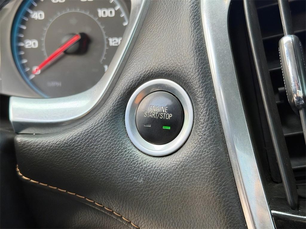 used 2020 Chevrolet Traverse car, priced at $18,500