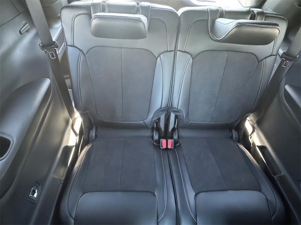 new 2025 Jeep Grand Cherokee L car, priced at $37,572