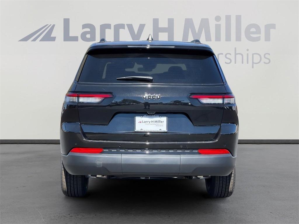 new 2025 Jeep Grand Cherokee L car, priced at $37,572