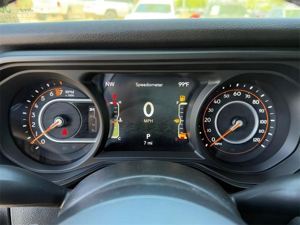 new 2025 Jeep Gladiator car, priced at $44,445