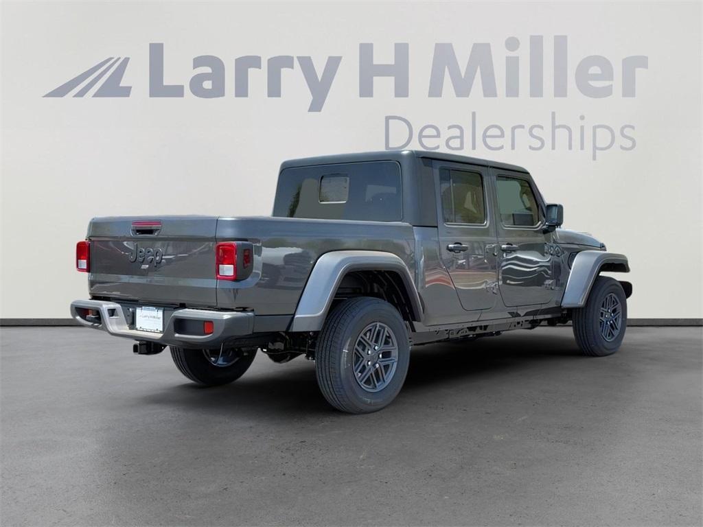 new 2025 Jeep Gladiator car, priced at $44,445