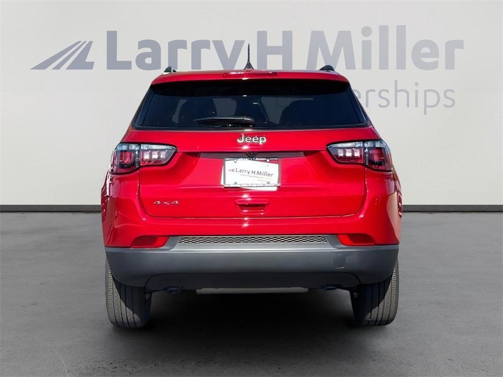 new 2025 Jeep Compass car, priced at $30,305