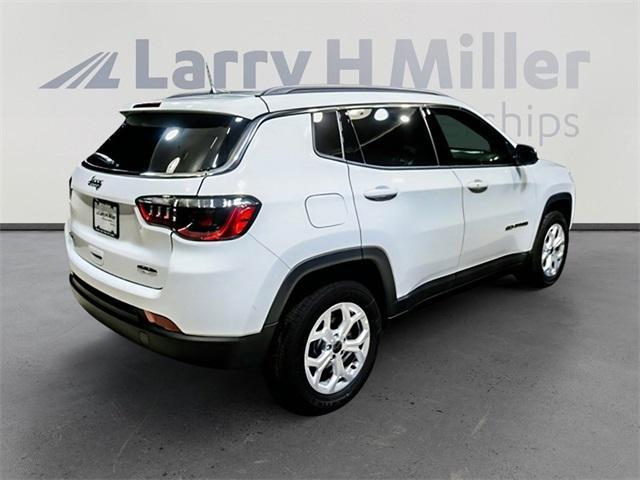 new 2025 Jeep Compass car, priced at $25,612