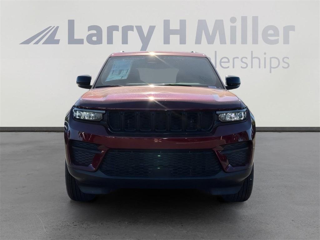 new 2025 Jeep Grand Cherokee car, priced at $39,572
