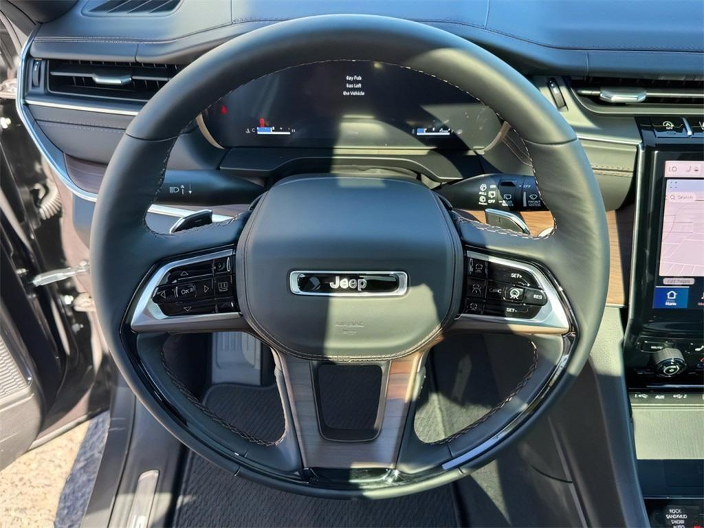new 2025 Jeep Grand Cherokee car, priced at $63,542