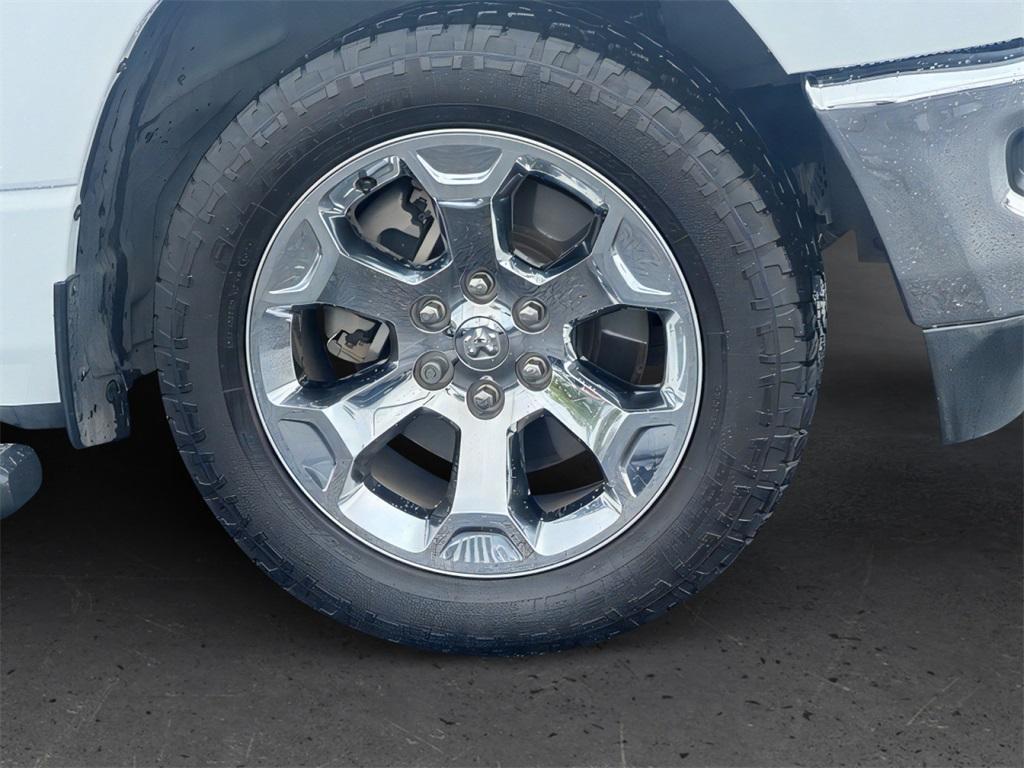 used 2021 Ram 1500 car, priced at $32,000