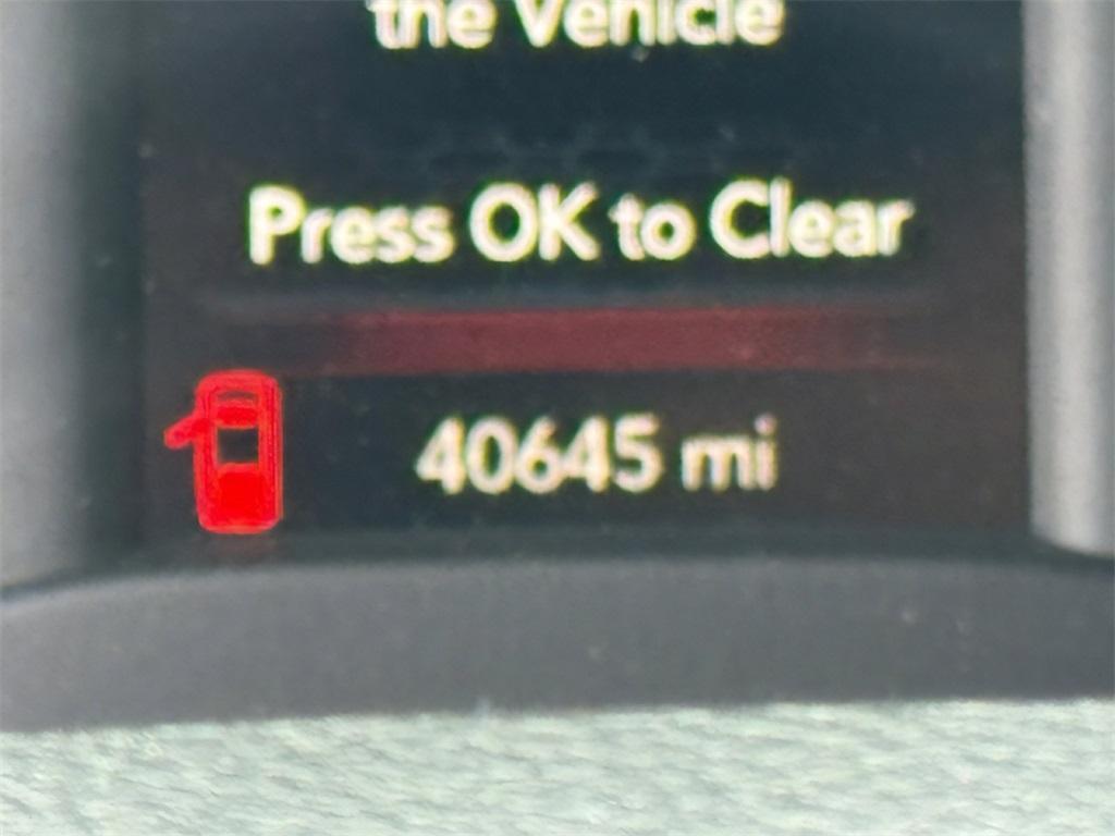 used 2021 Ram 1500 car, priced at $32,000