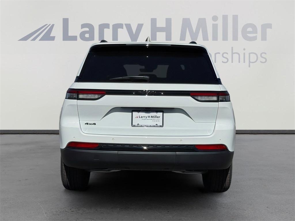 new 2025 Jeep Grand Cherokee car, priced at $43,477