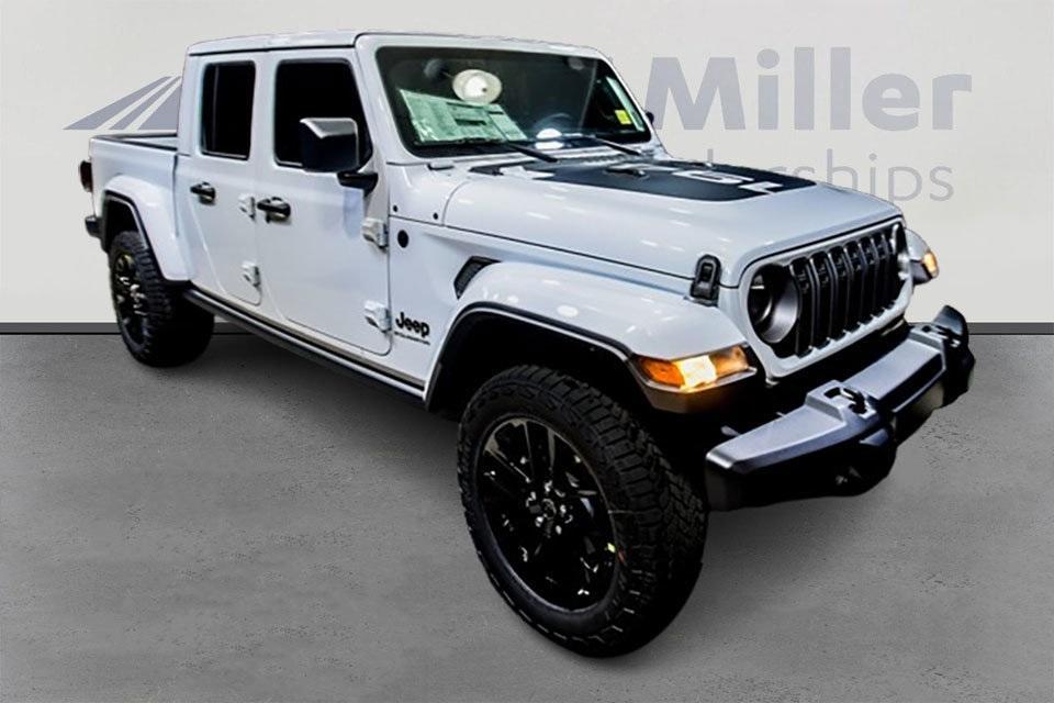 new 2025 Jeep Gladiator car, priced at $42,830