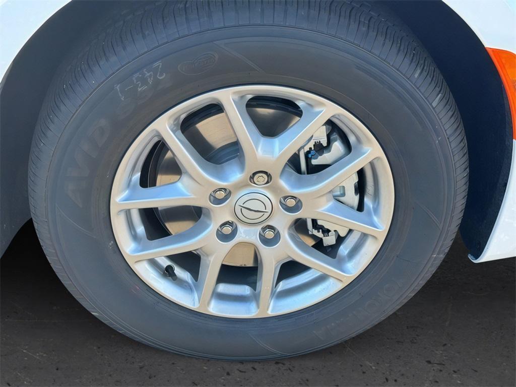 new 2026 Chrysler Pacifica car, priced at $39,987