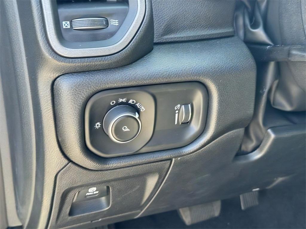 new 2025 Ram 1500 car, priced at $46,290