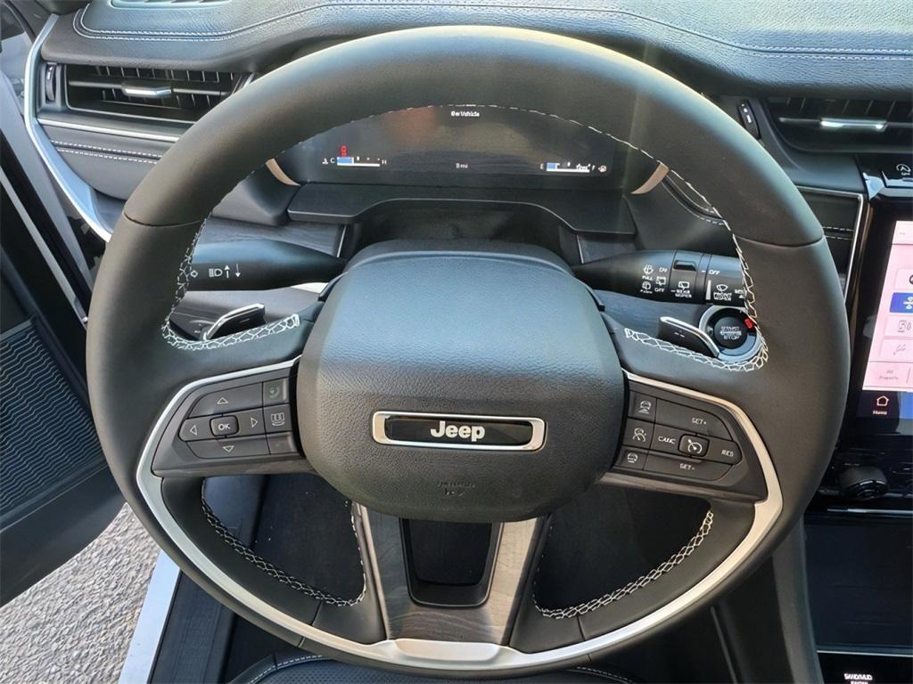 new 2025 Jeep Grand Cherokee car, priced at $46,432