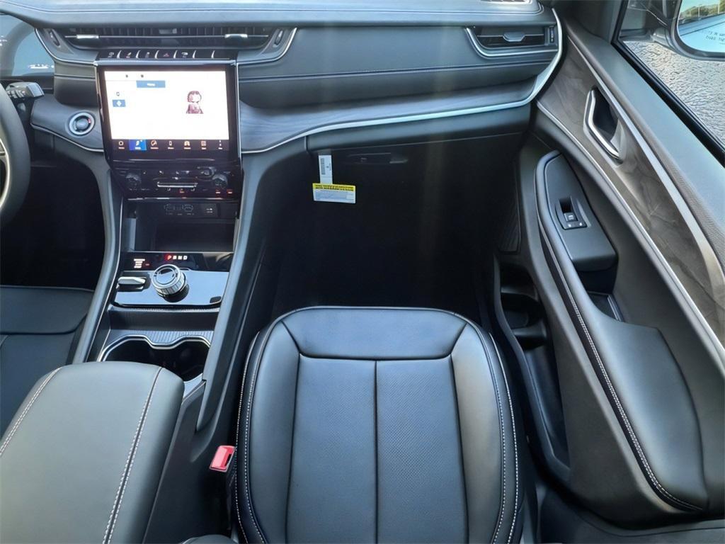 new 2025 Jeep Grand Cherokee car, priced at $46,432