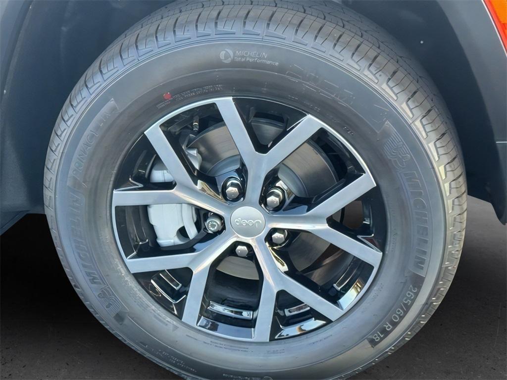 new 2025 Jeep Grand Cherokee car, priced at $46,432