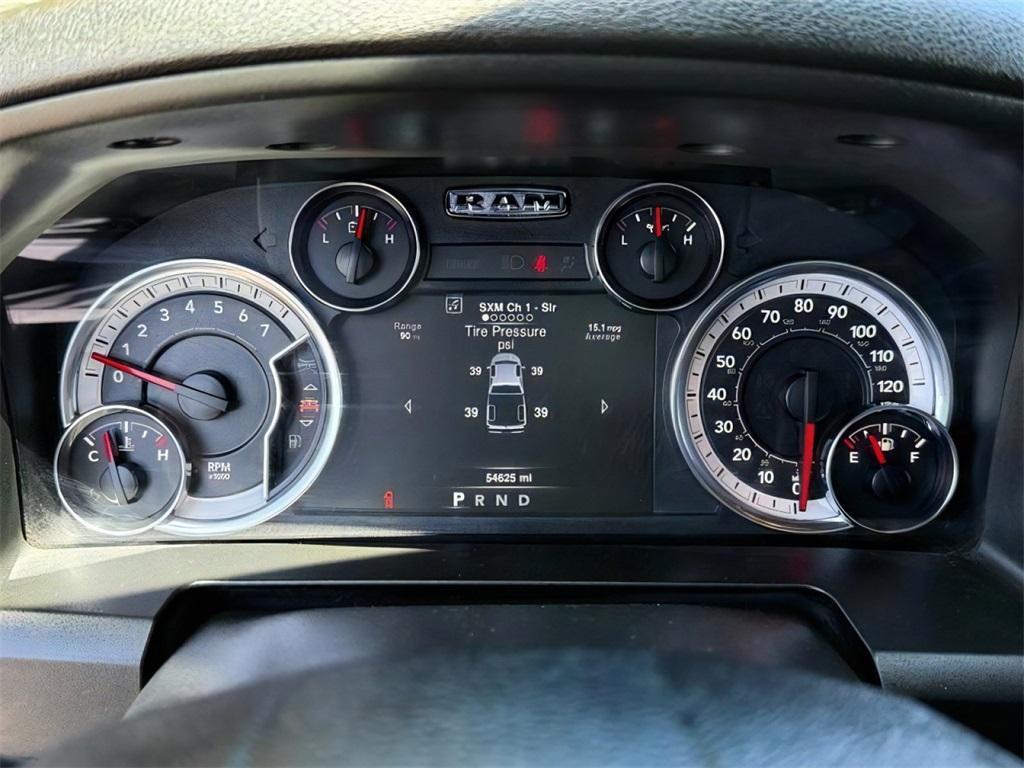 used 2022 Ram 1500 Classic car, priced at $33,000