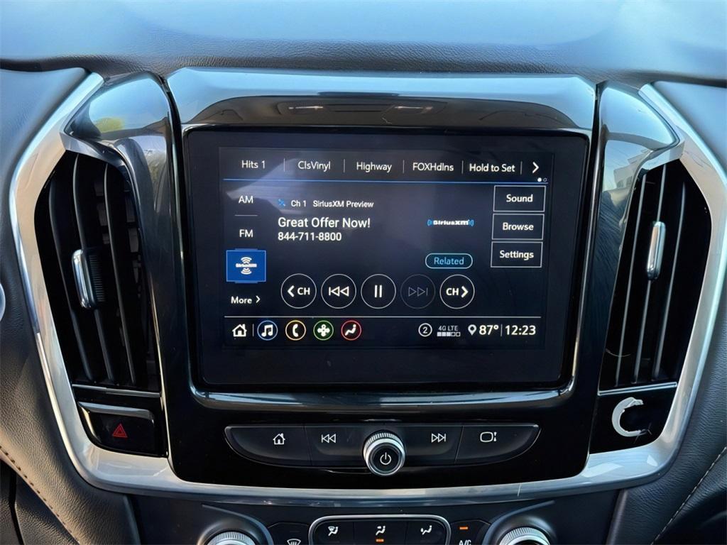 used 2020 Chevrolet Traverse car, priced at $25,000