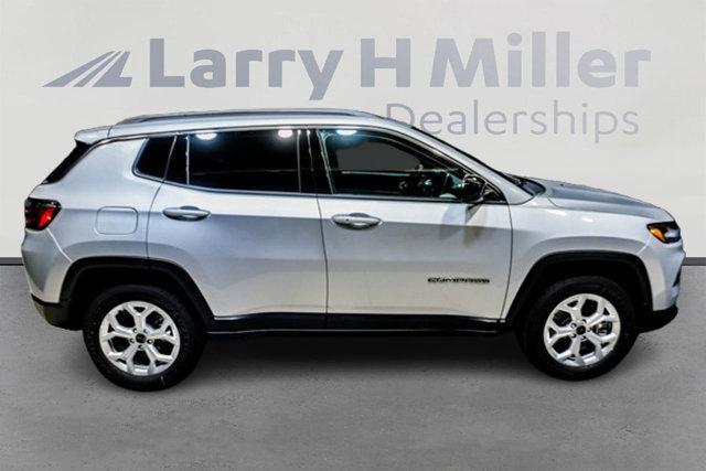 new 2025 Jeep Compass car, priced at $28,207