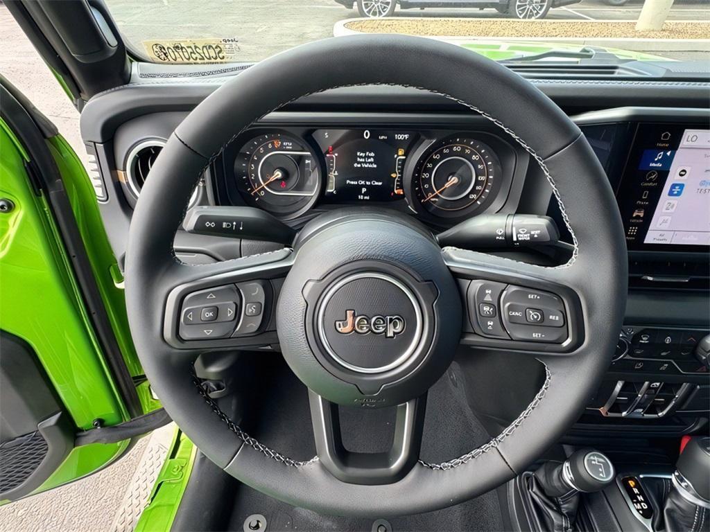 new 2025 Jeep Gladiator car, priced at $43,782