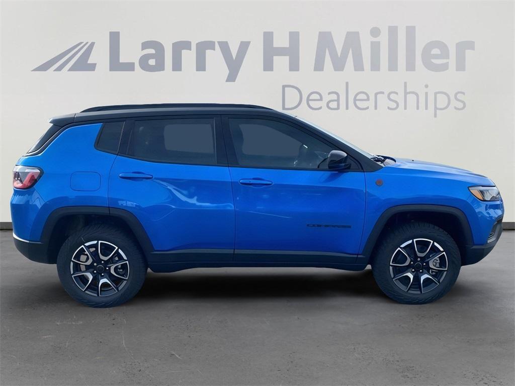 new 2026 Jeep Compass car, priced at $32,737