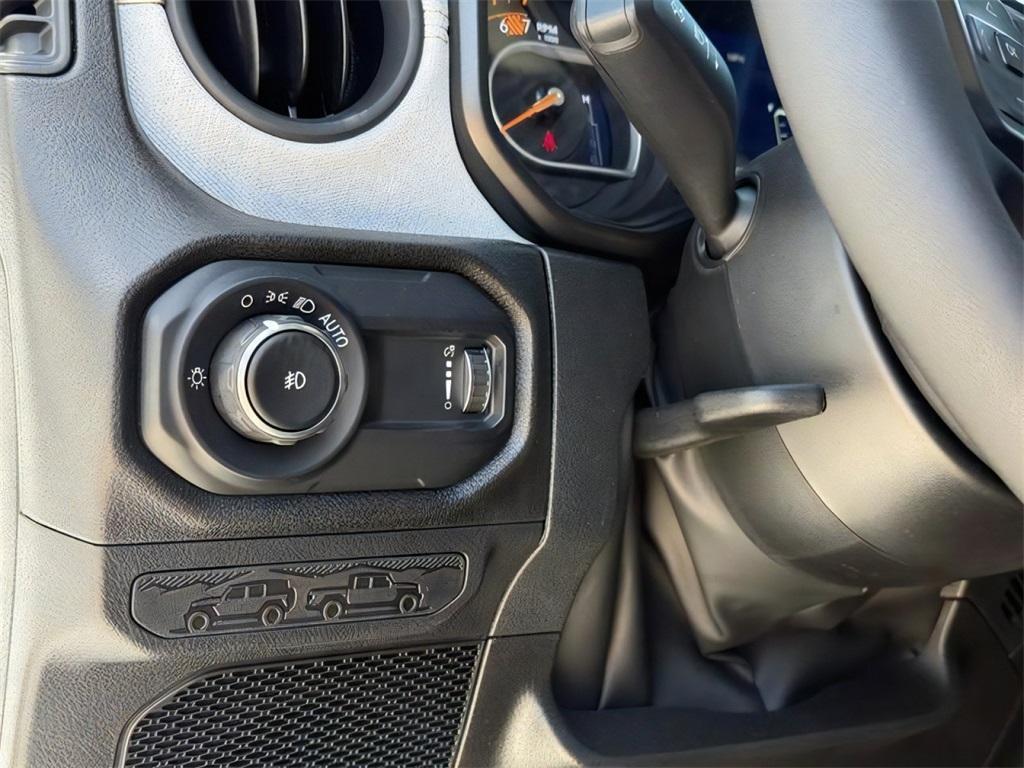 new 2025 Jeep Wrangler car, priced at $44,287