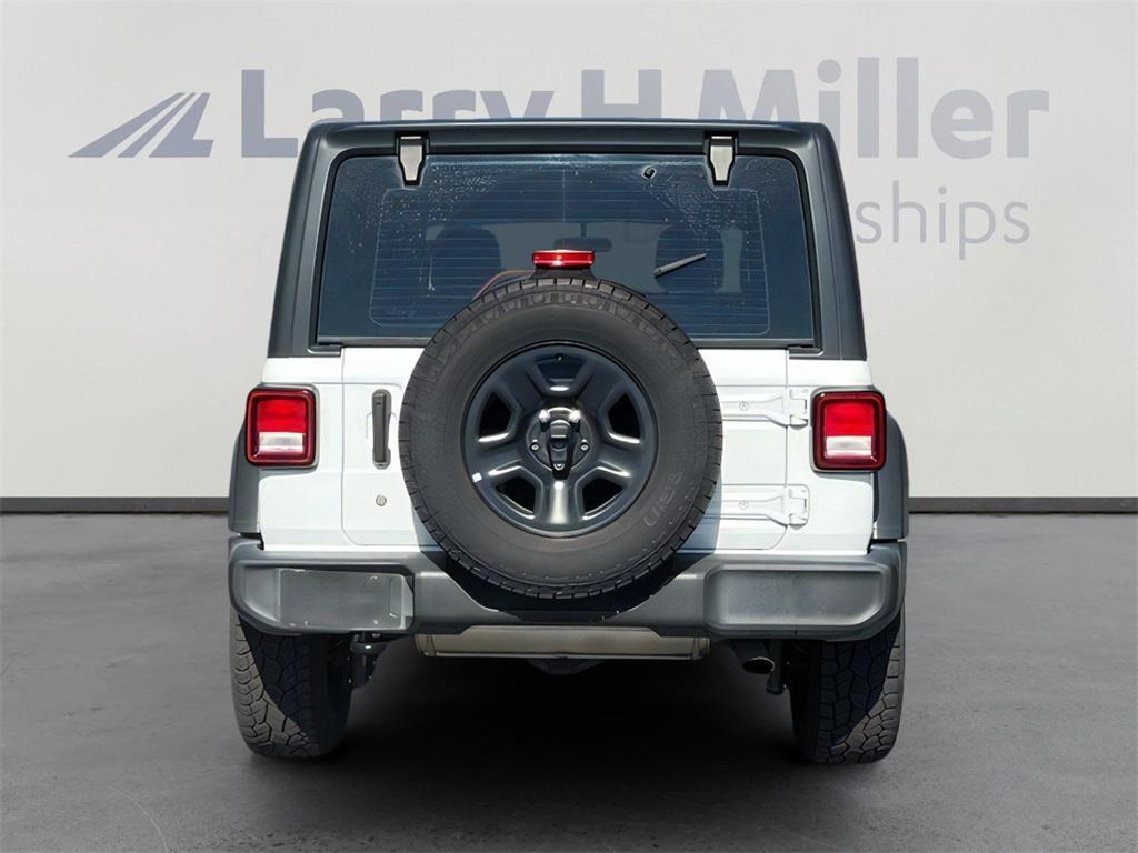 used 2021 Jeep Wrangler Unlimited car, priced at $28,000