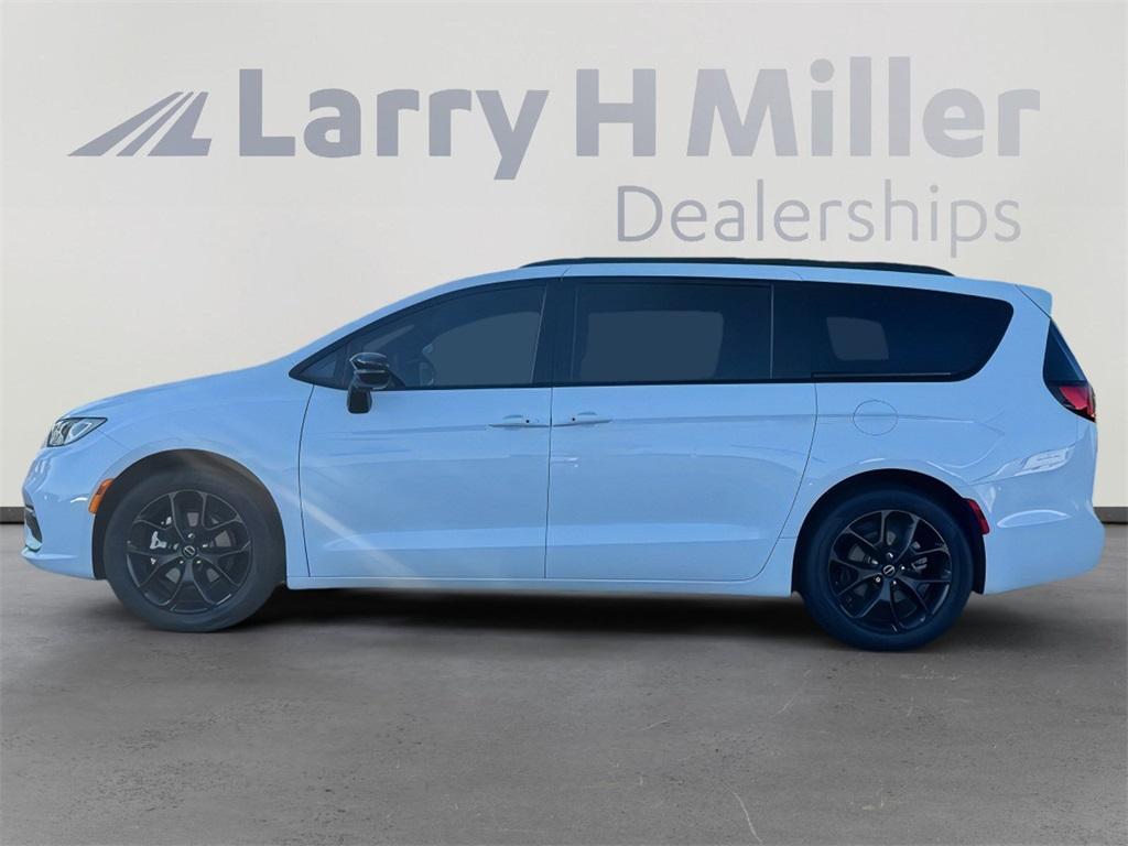 new 2026 Chrysler Pacifica car, priced at $50,130