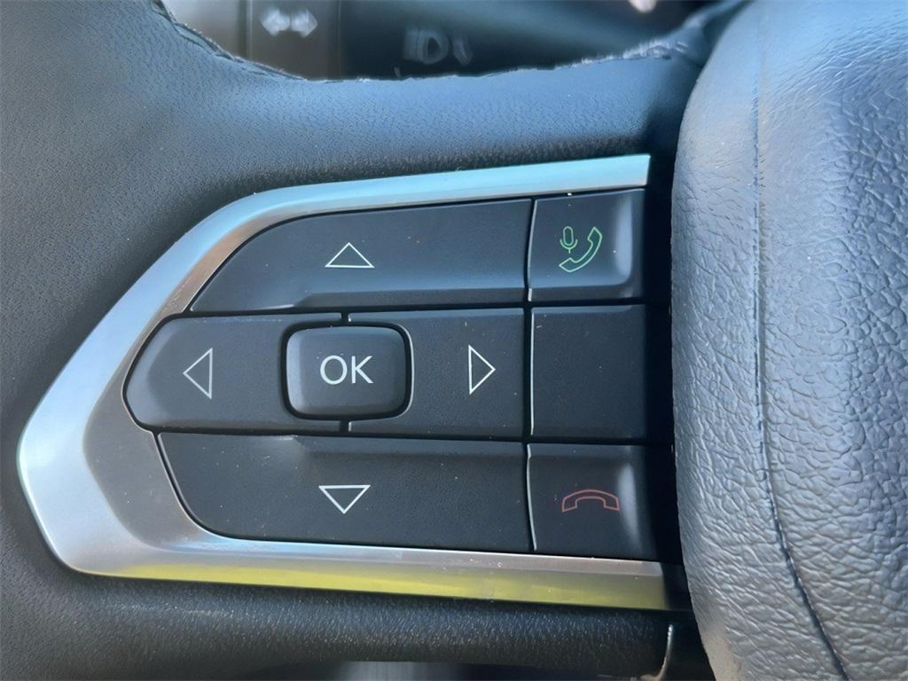 new 2025 Jeep Compass car, priced at $27,007