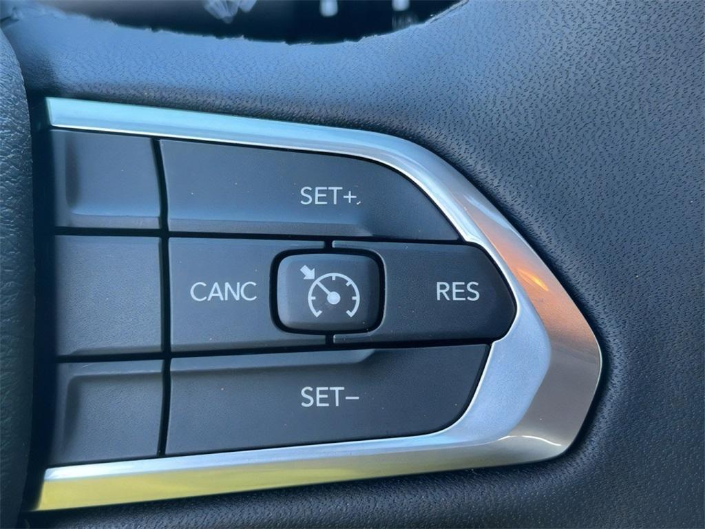 new 2025 Jeep Compass car, priced at $27,007