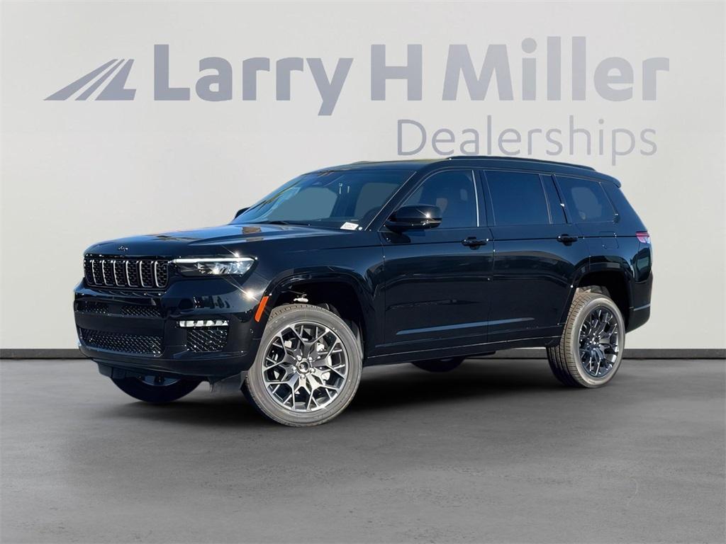 new 2025 Jeep Grand Cherokee L car, priced at $69,772