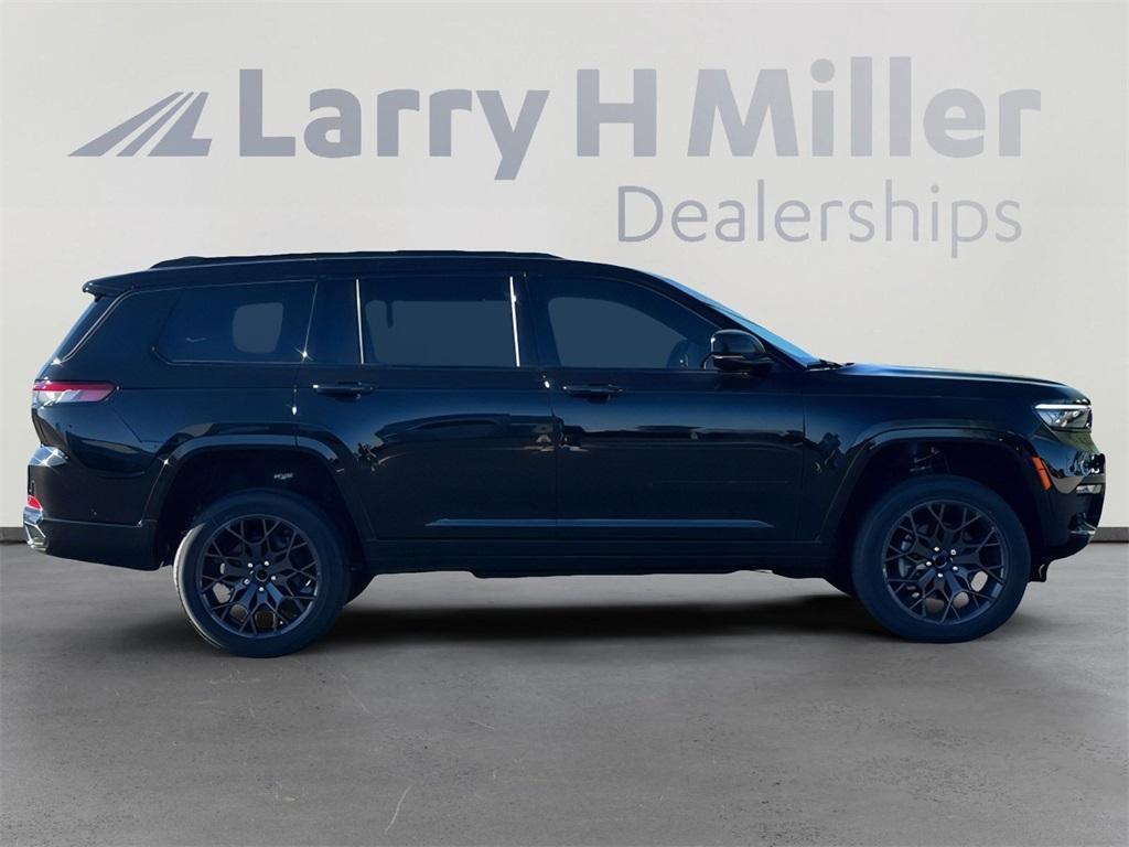 new 2025 Jeep Grand Cherokee L car, priced at $69,772