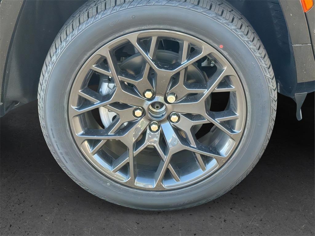 new 2025 Jeep Grand Cherokee L car, priced at $69,772