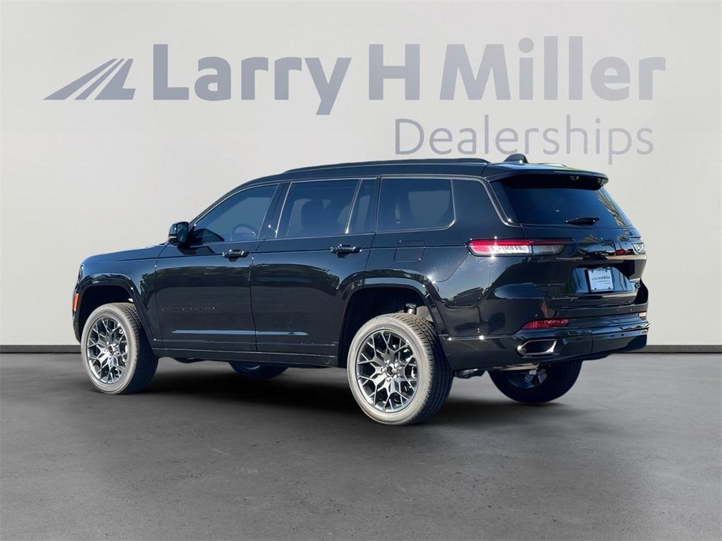 new 2025 Jeep Grand Cherokee L car, priced at $69,772