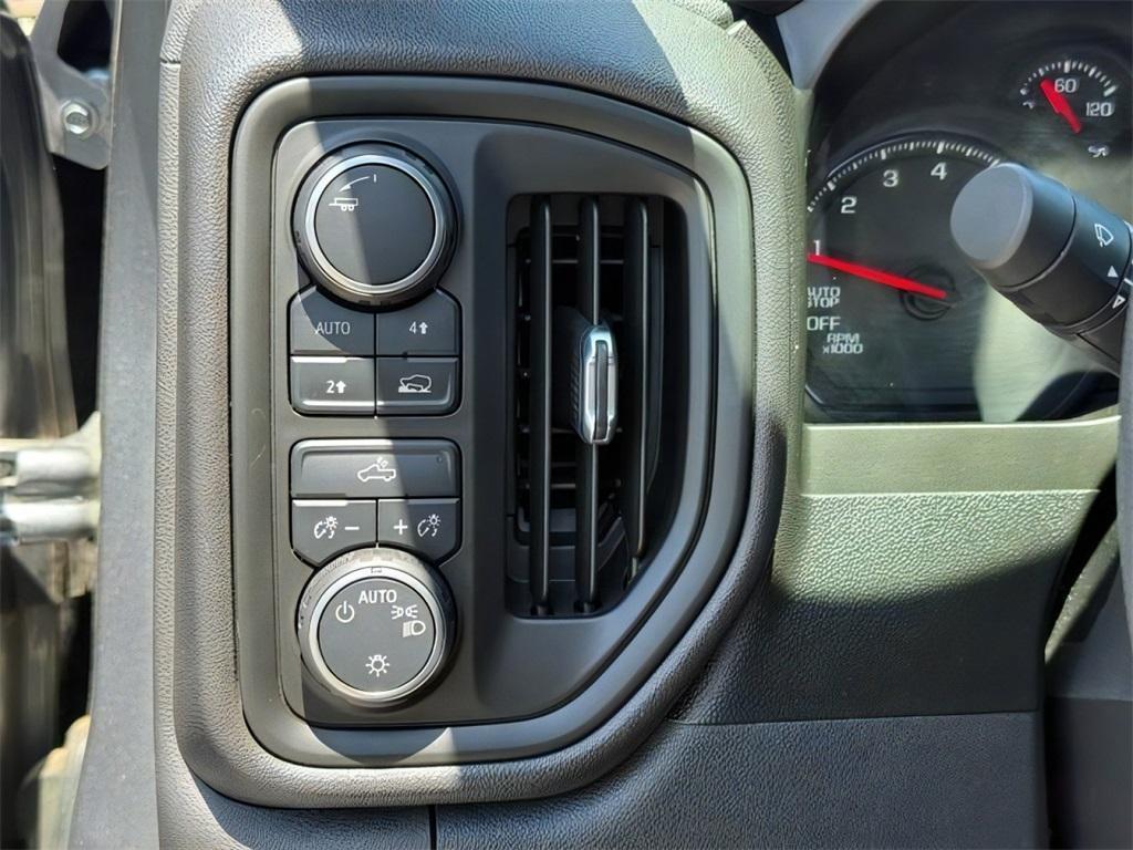 used 2021 Chevrolet Silverado 1500 car, priced at $31,000