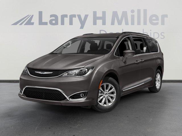 used 2018 Chrysler Pacifica car, priced at $15,000