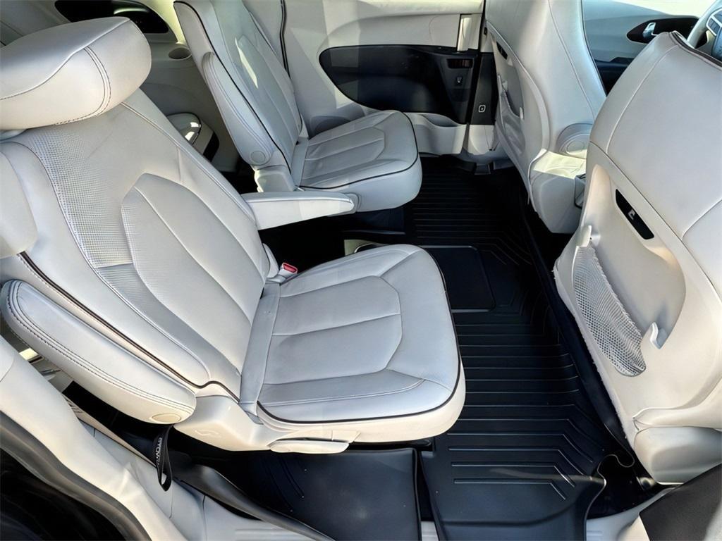 used 2020 Chrysler Pacifica car, priced at $19,000