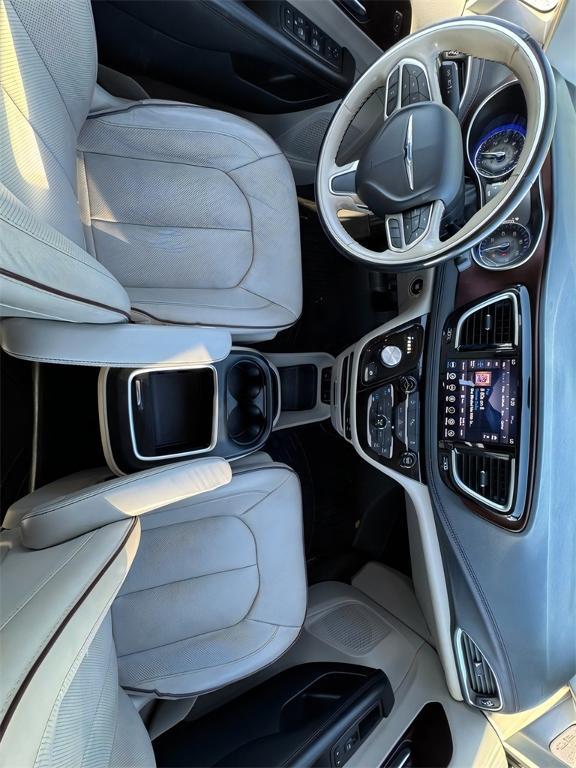 used 2020 Chrysler Pacifica car, priced at $19,000