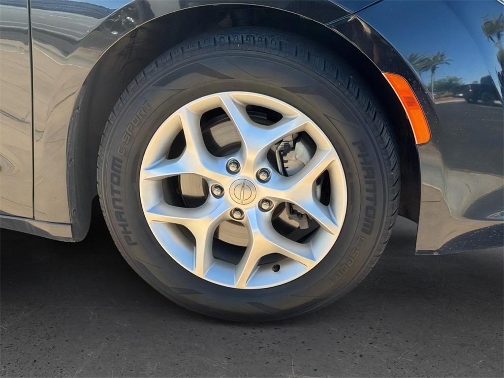 used 2020 Chrysler Pacifica car, priced at $19,000