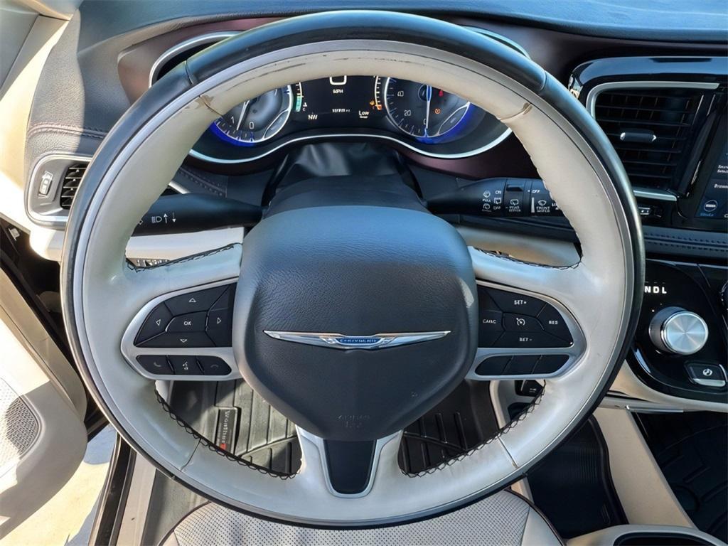 used 2020 Chrysler Pacifica car, priced at $19,000