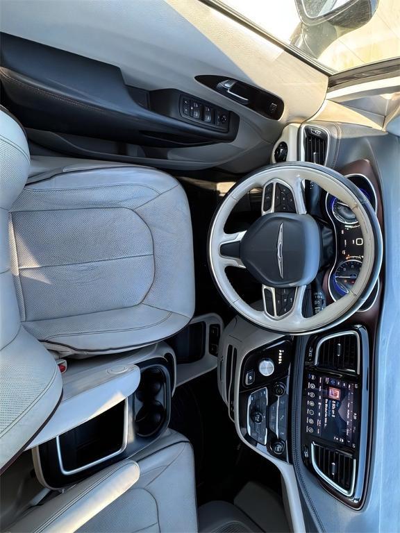 used 2020 Chrysler Pacifica car, priced at $19,000