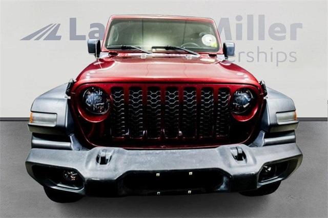 used 2021 Jeep Gladiator car, priced at $26,500