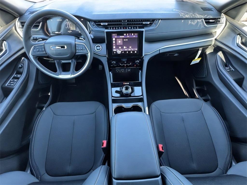 new 2025 Jeep Grand Cherokee car, priced at $30,717