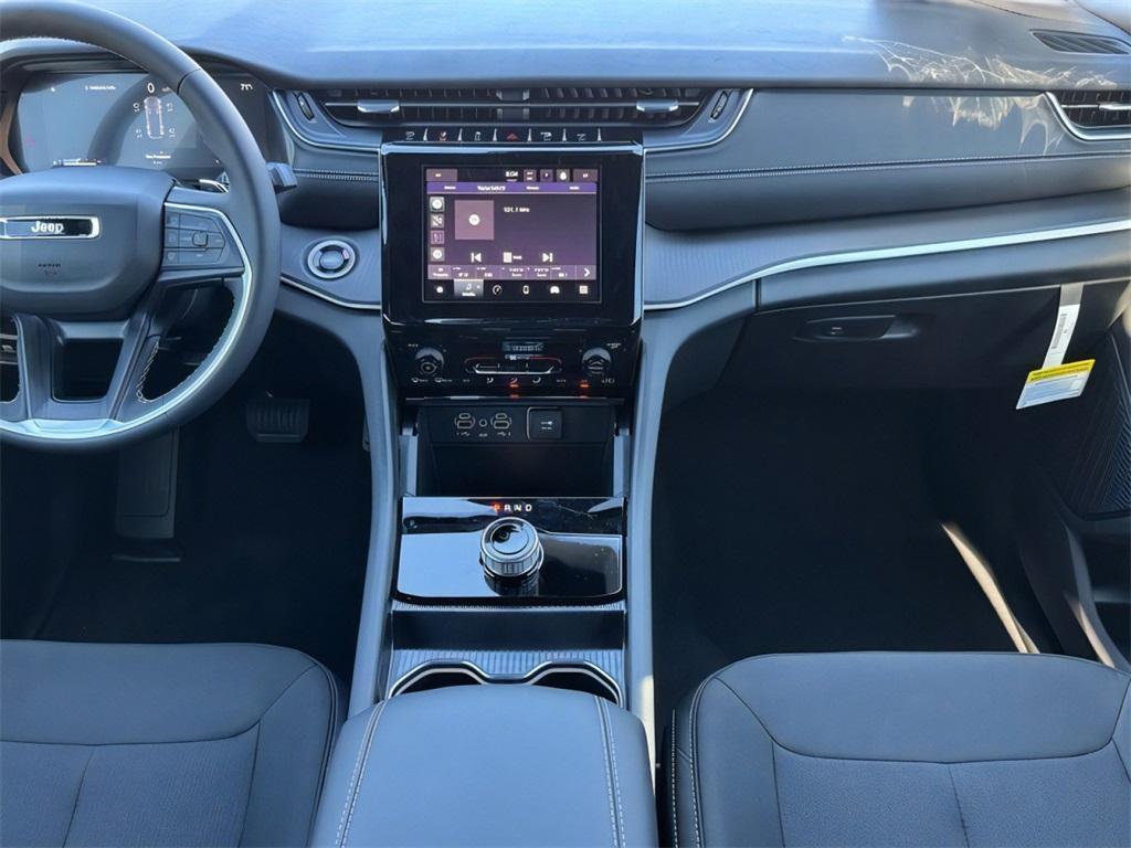 new 2025 Jeep Grand Cherokee car, priced at $30,717