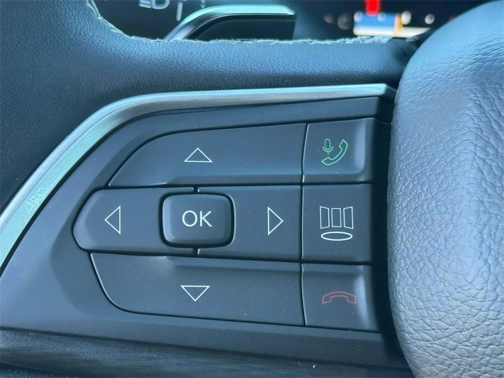 new 2025 Jeep Grand Cherokee car, priced at $30,717