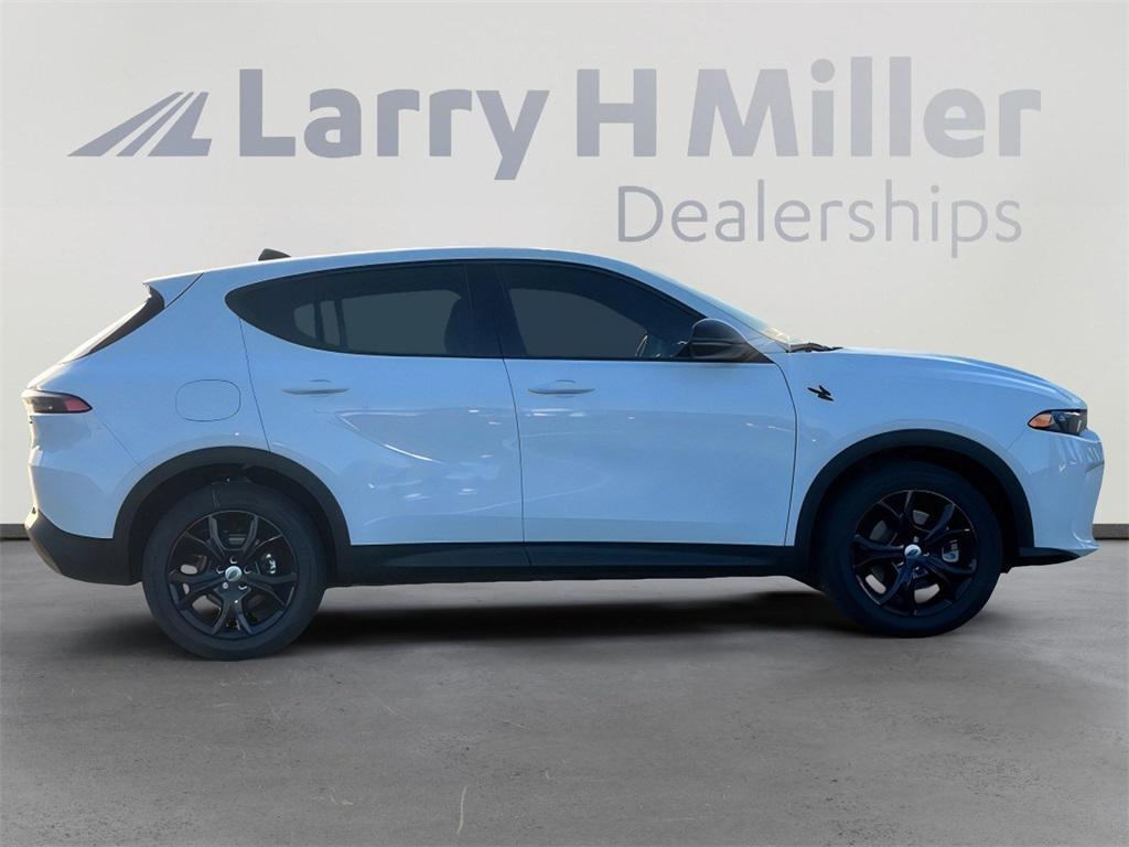 new 2025 Dodge Hornet car, priced at $30,177