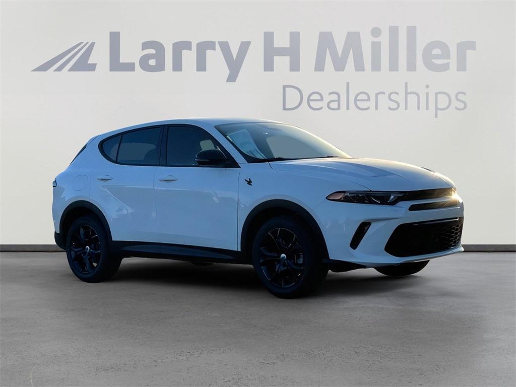 new 2025 Dodge Hornet car, priced at $30,177