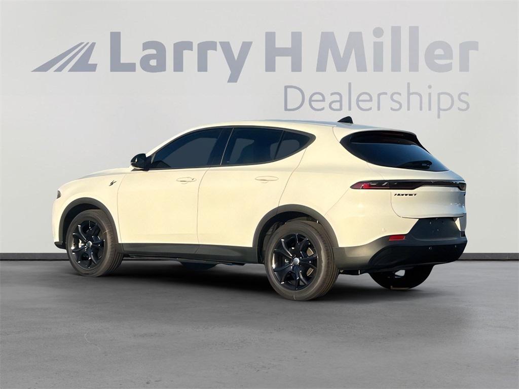 new 2025 Dodge Hornet car, priced at $30,177