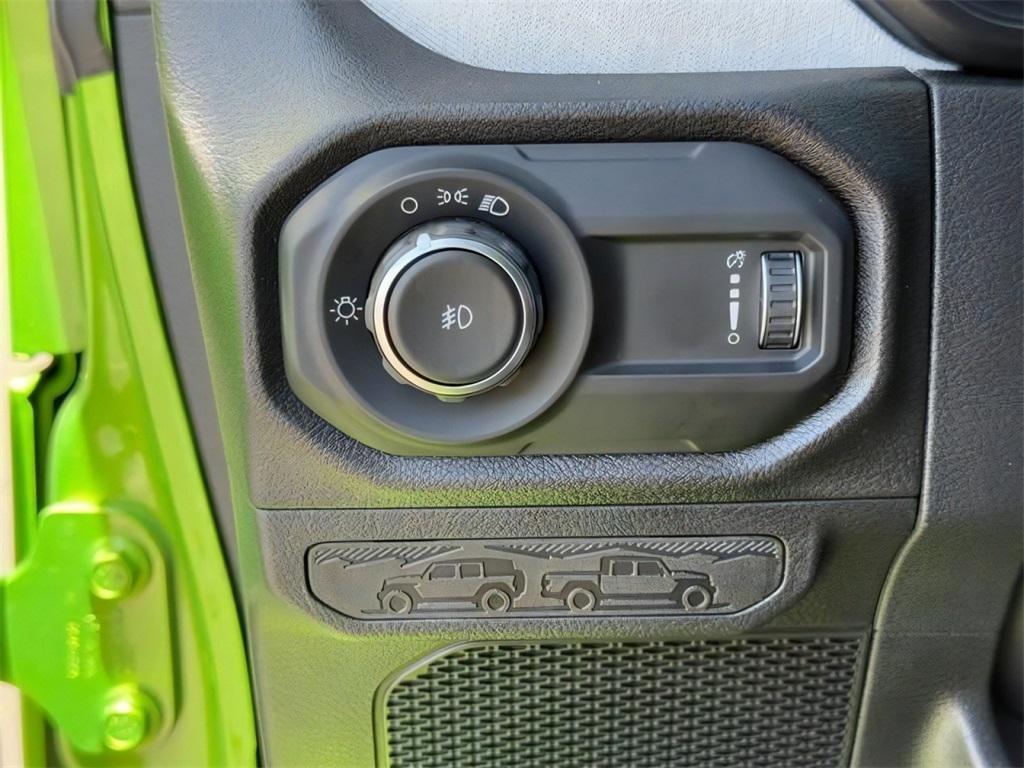 new 2025 Jeep Wrangler car, priced at $42,701